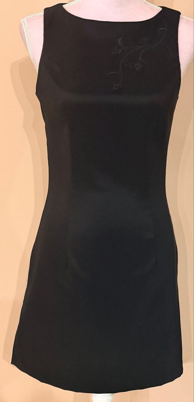 City Triangles Vintage Y2K Black Mini Dress Floral Embroidered Satin Size 5